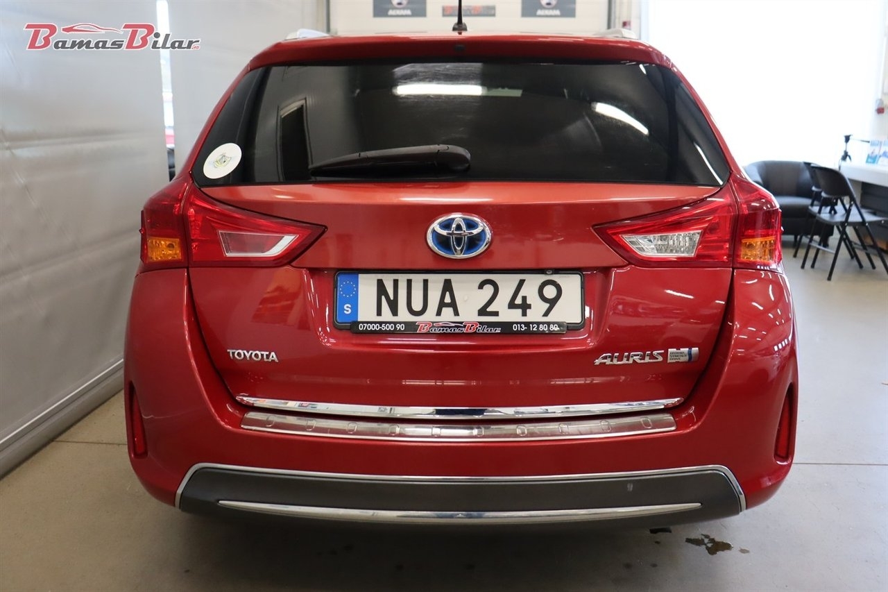 Toyota Auris 1.8 Hybrid 2015, bild 4/10