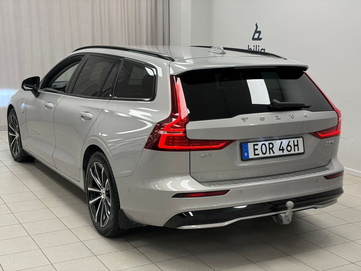 Volvo V60 T6 Plus Dark Nordic 2025, bild 3/10