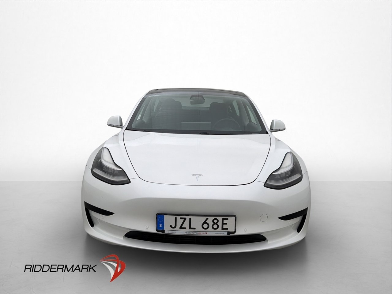 Tesla Model 3 2020, kuva 3/10