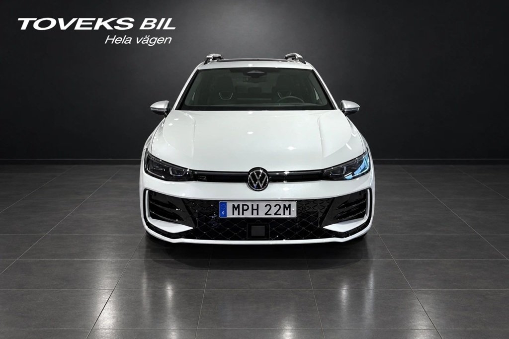 Volkswagen Passat 1.5 eHybrid 2027, bild 2/10