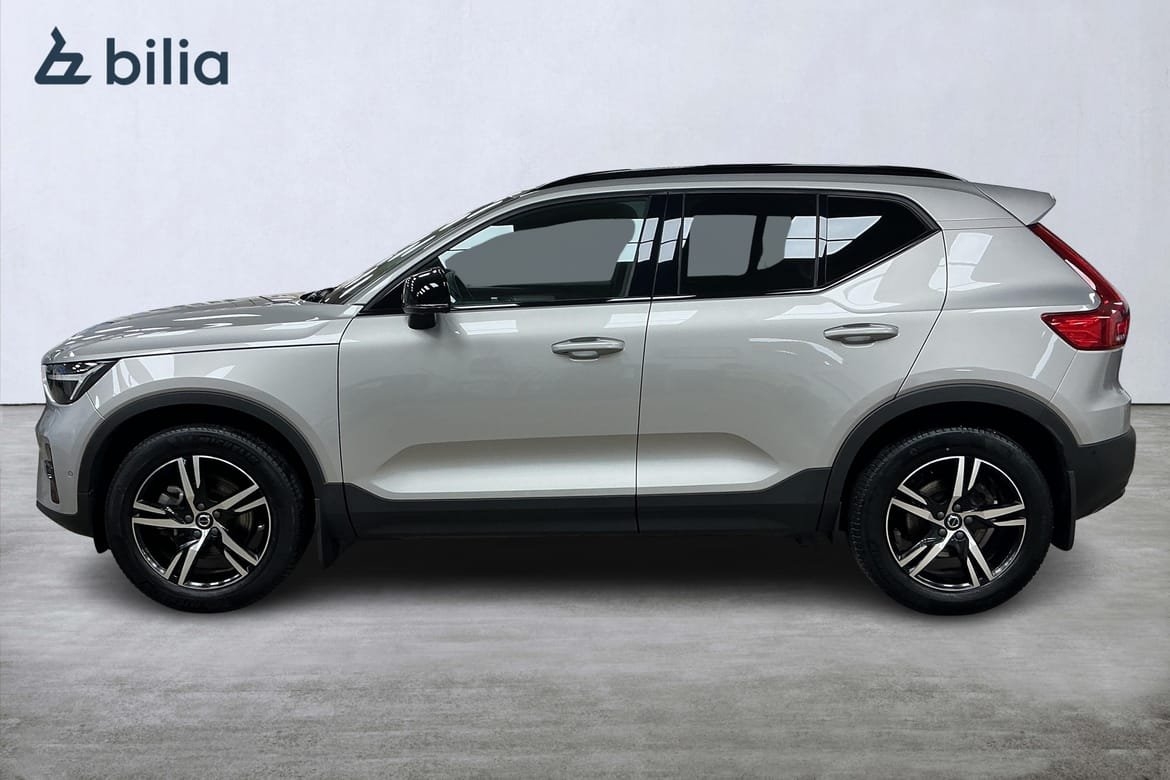 Volvo XC40 B3 Plus Dark 2025, bild 3/10