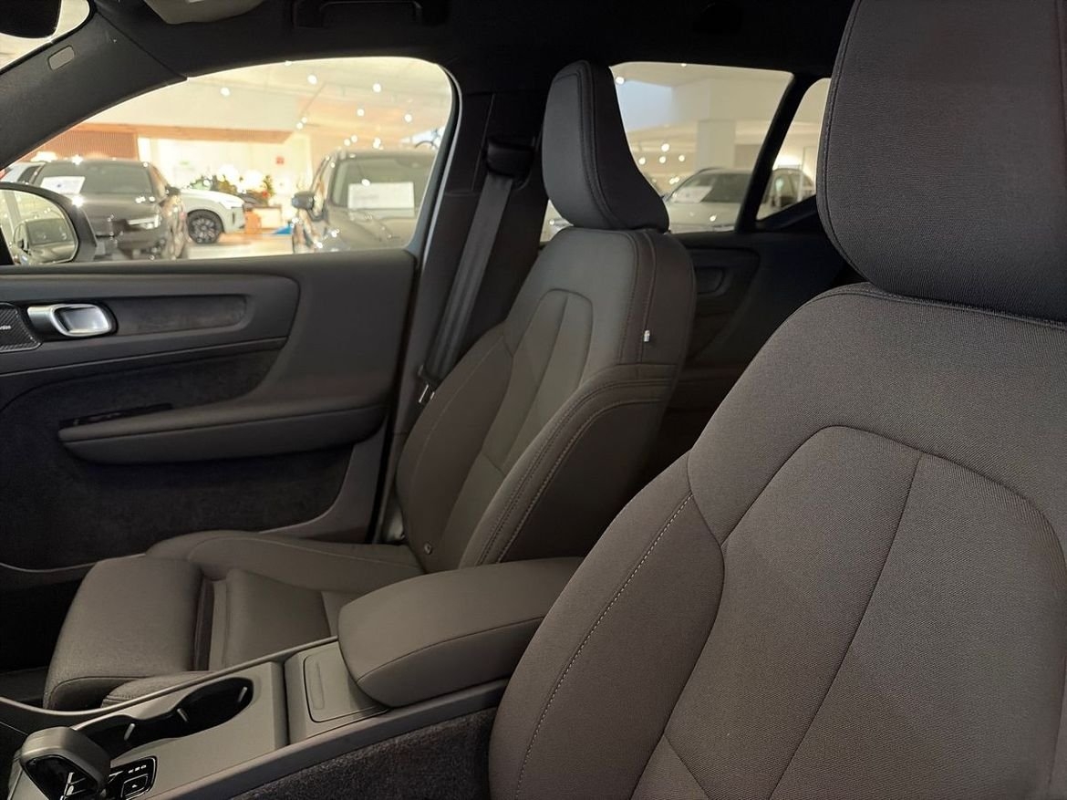 Volvo EX40 Extended Range Plus 2027, bild 10/10