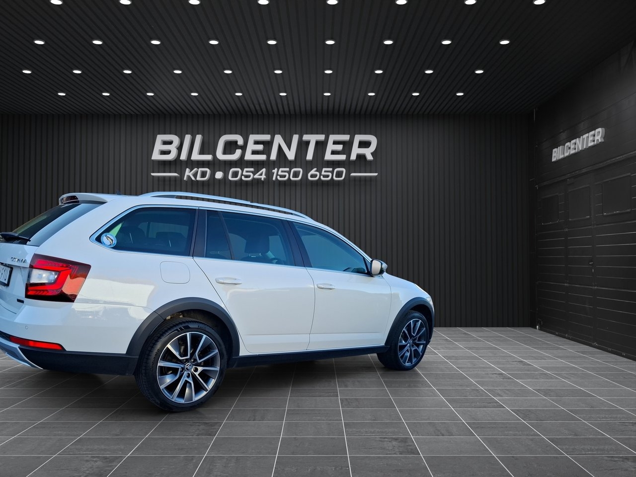 Skoda Octavia Scout 2.0 TDI 2020, bild 7/10