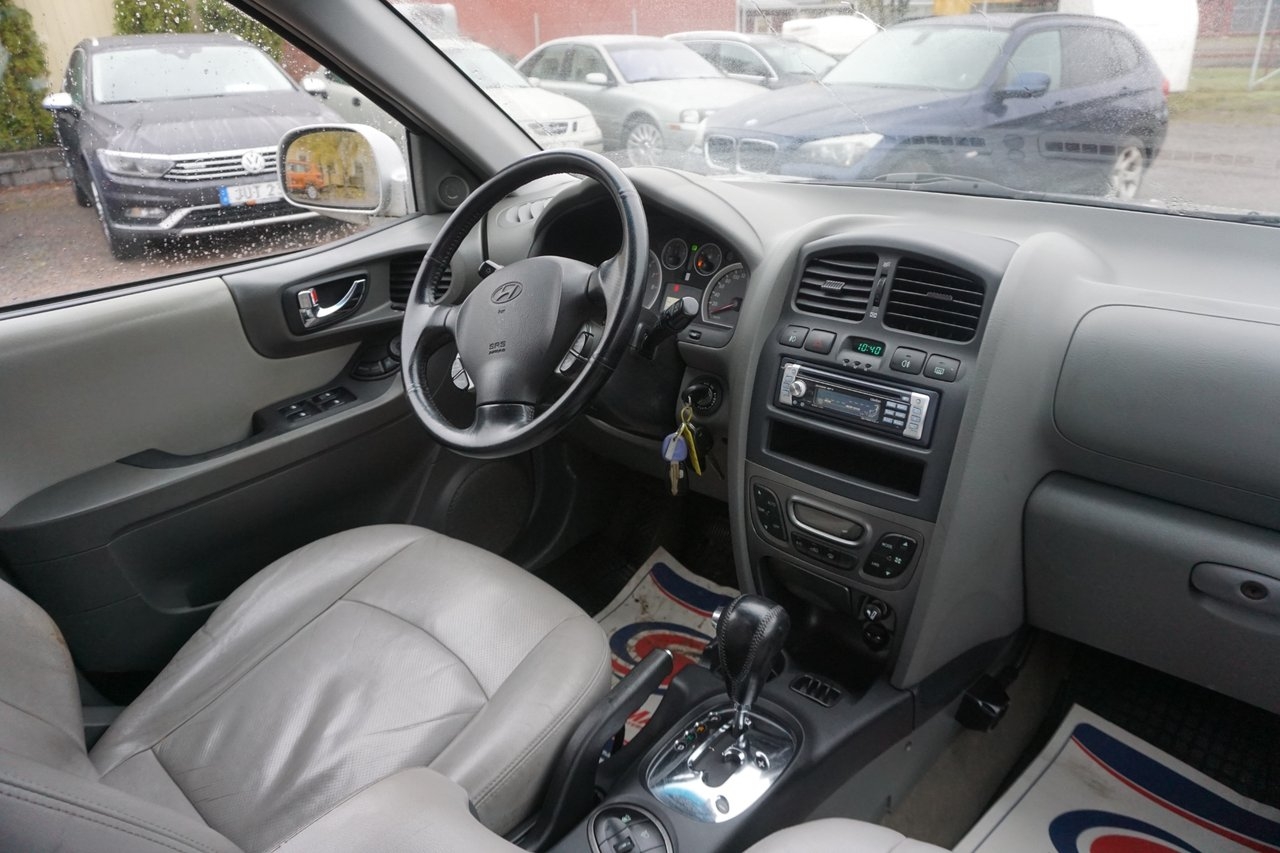 Hyundai Santa Fe 2.7 V6 2005, kuva 6/9