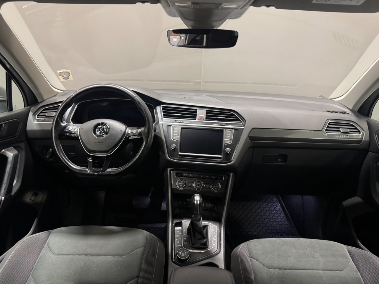 Volkswagen Tiguan 2.0 TDI SCR 2017, photo 7/10