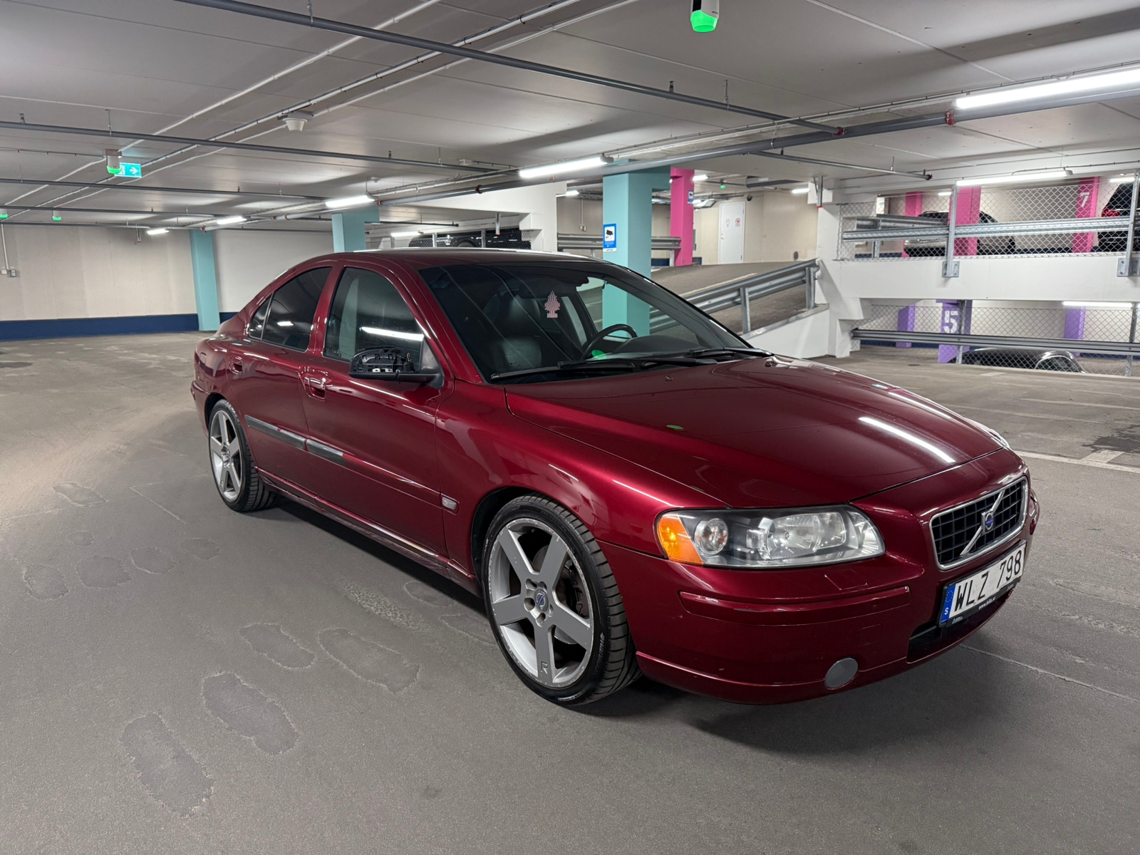 Volvo S60 2.5T 2005, bild 2/8