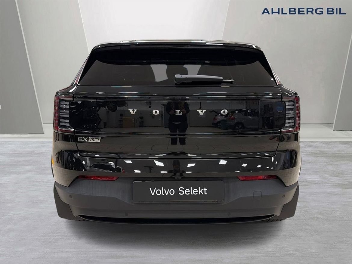Volvo EX30 Performance Ultra 2025, bild 7/10