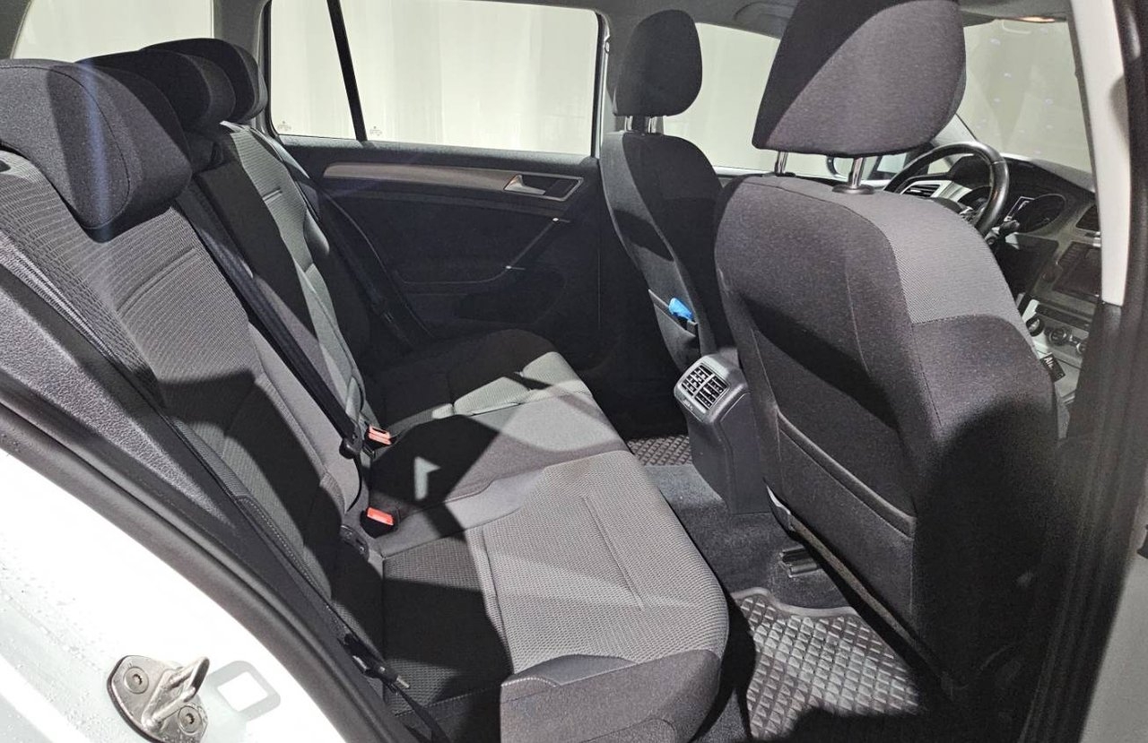 Volkswagen Golf 1.6 TDI 2016, bild 6/10