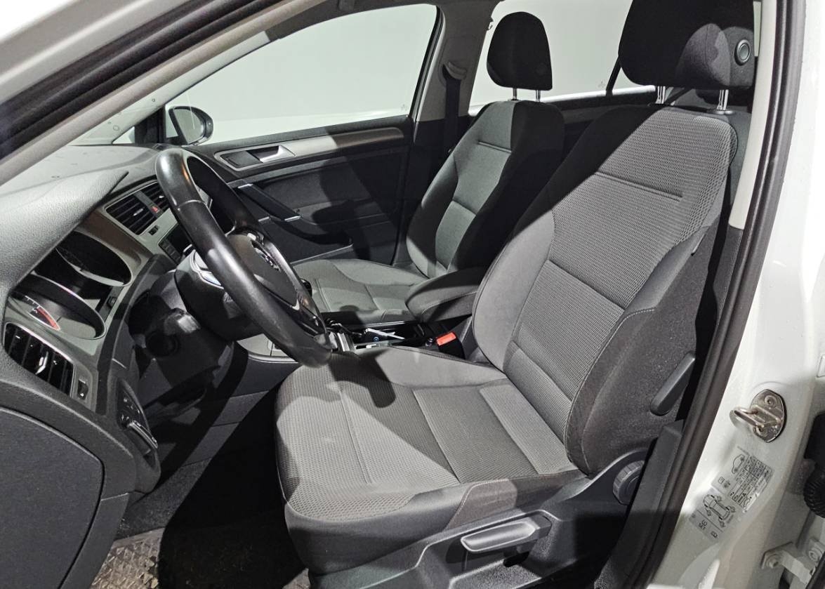 Volkswagen Golf 1.6 TDI 2016, bild 5/10