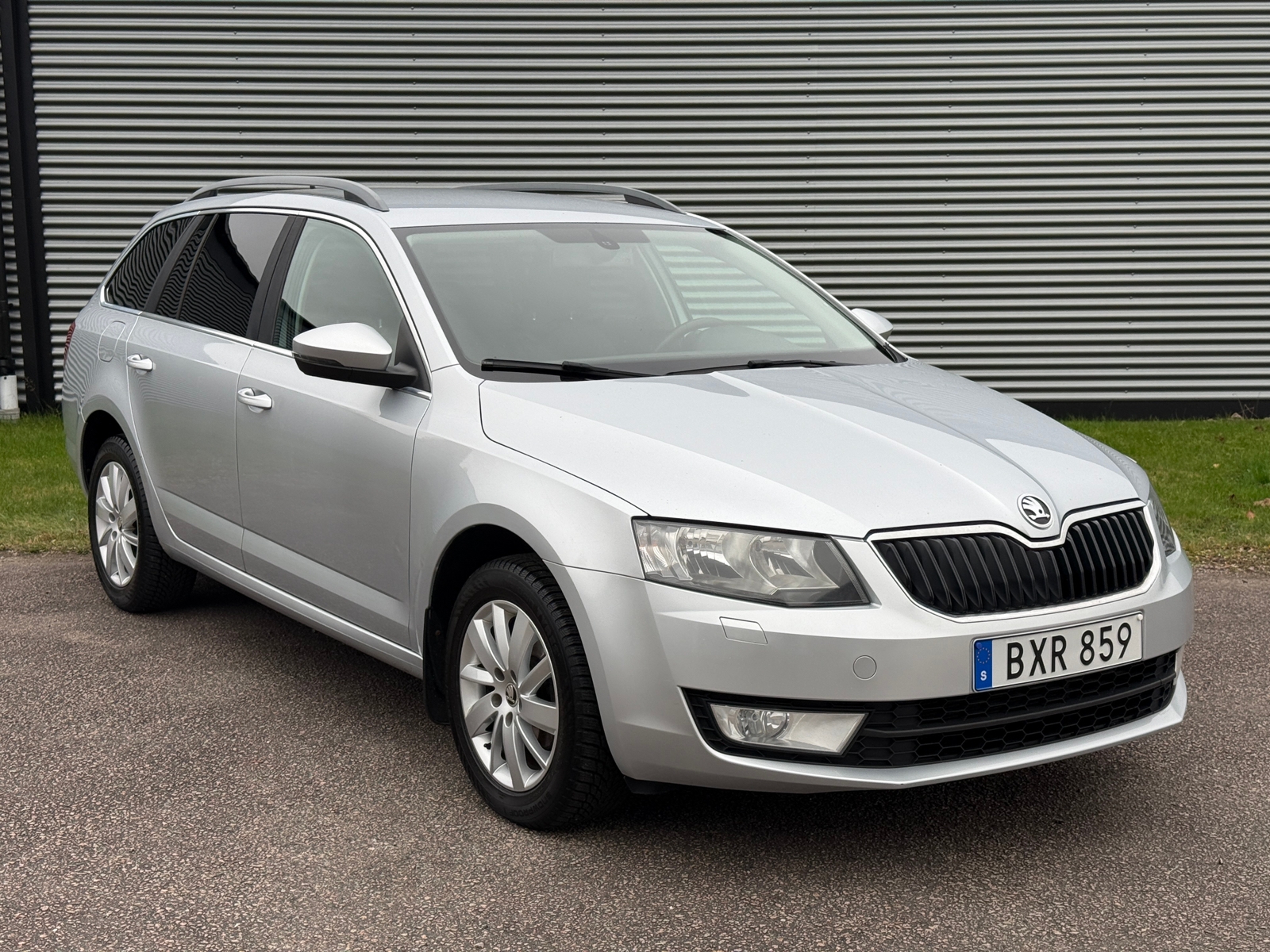 Skoda Octavia 1.6 TDI 2014, bild 2/7