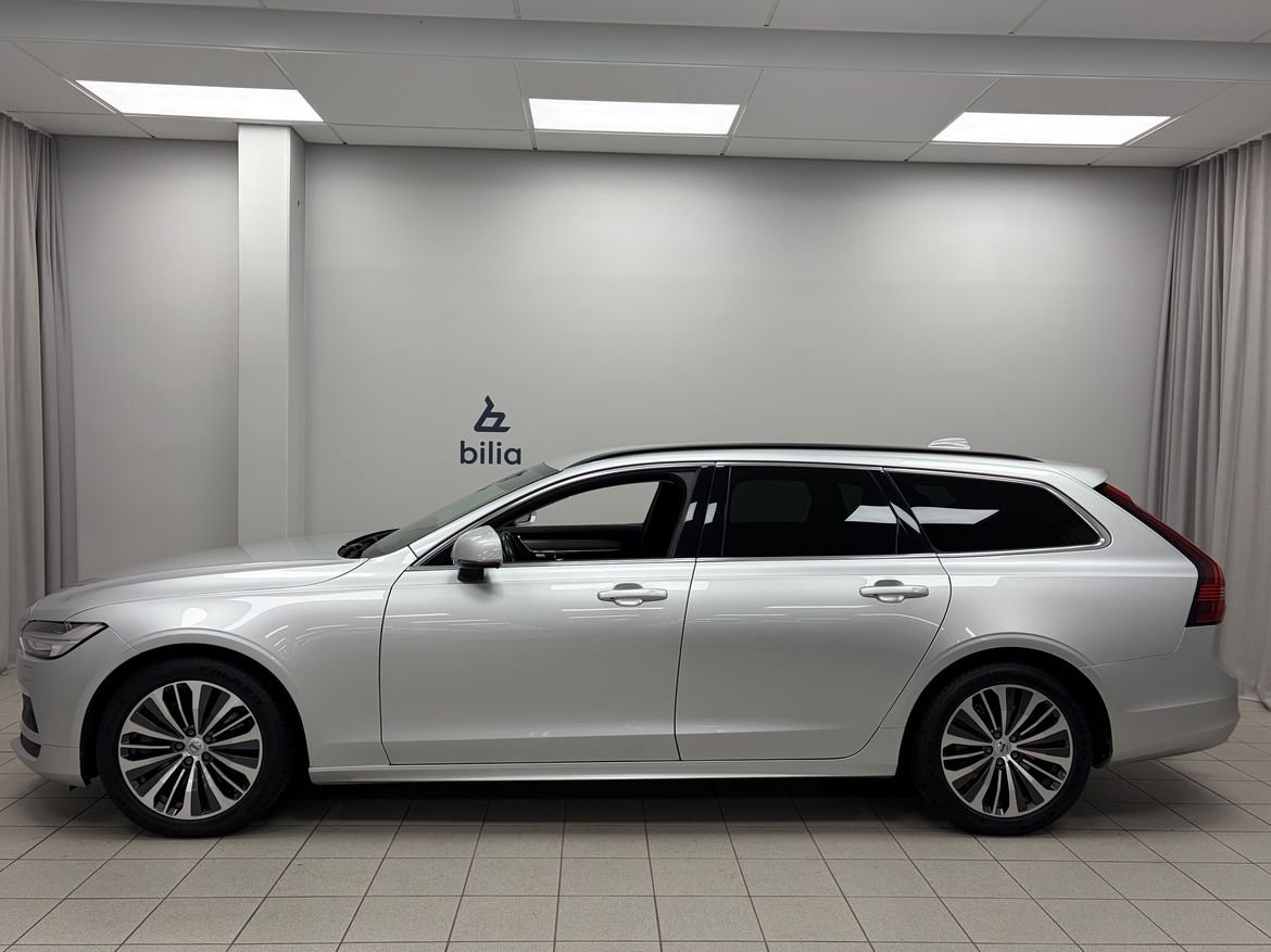 Volvo V90 B4 Diesel Momentum Advanced 2022, bild 2/10