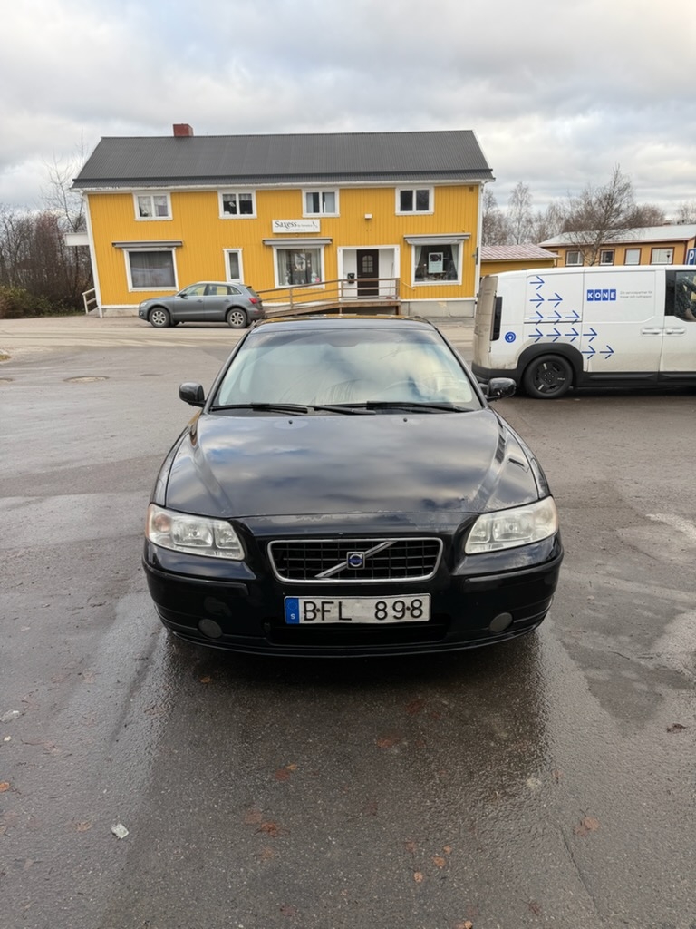 Volvo S60 2005, bild 2/6