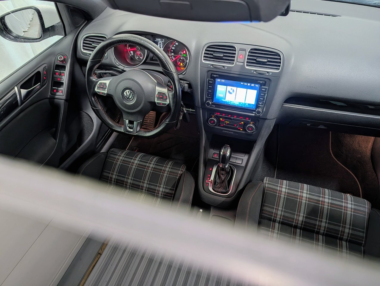 Volkswagen Golf GTI 2011, bild 7/10