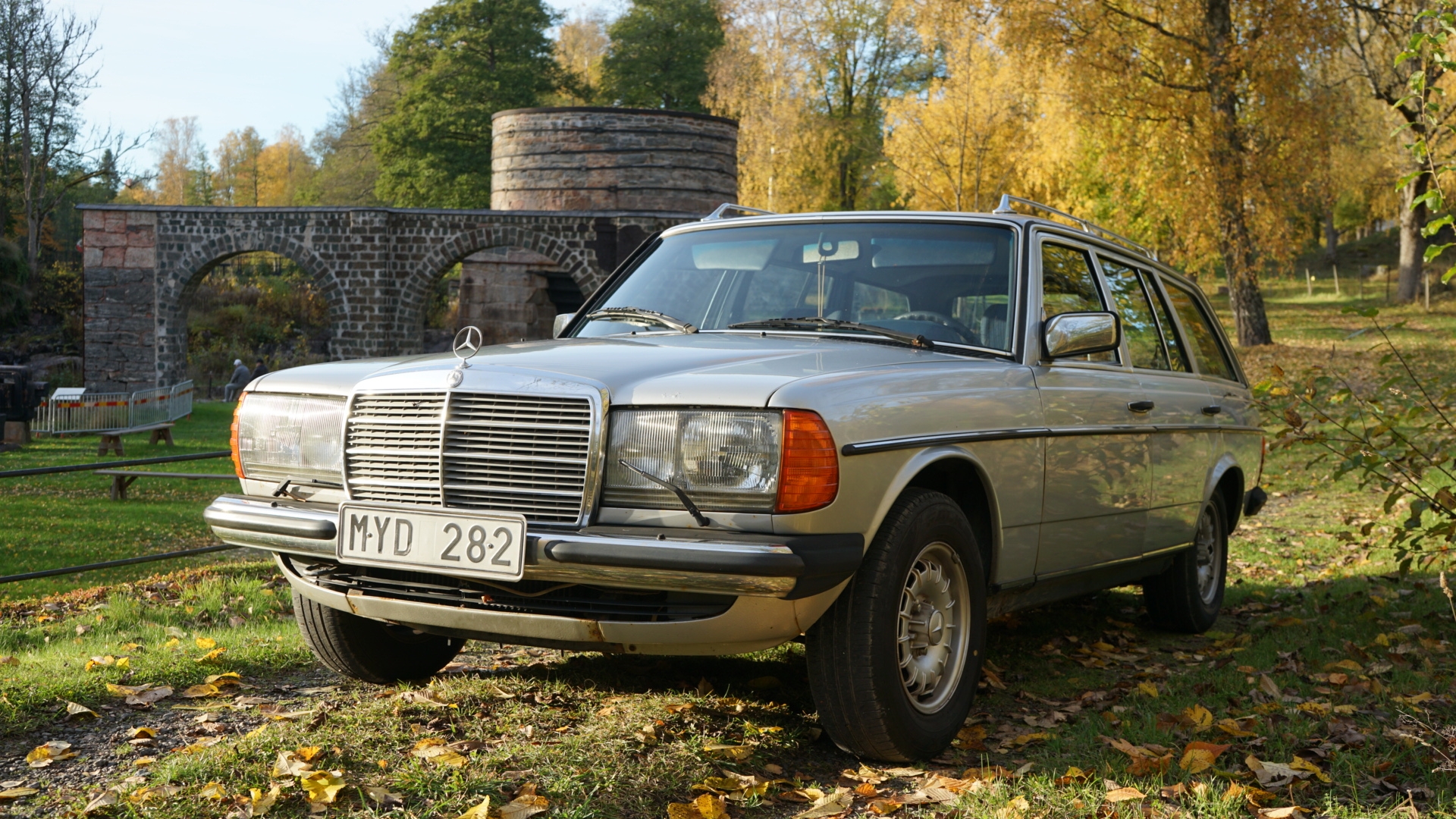 Mercedes-Benz 200