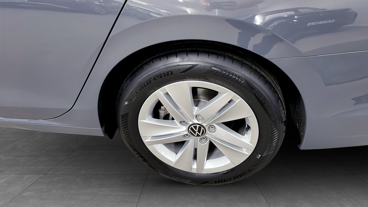 Volkswagen Golf 1.5 eTSI 2026, bild 6/10