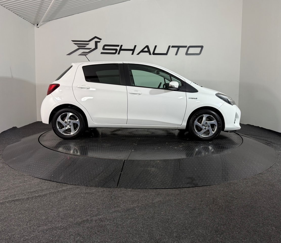 Toyota Yaris 1.5 Hybrid Active 2015, bild 4/10