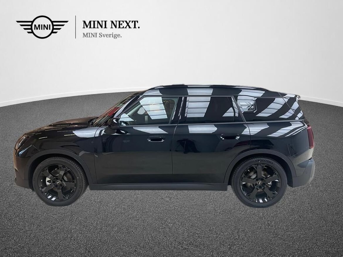 MINI Countryman SE Classic Trim 2026, bild 2/15