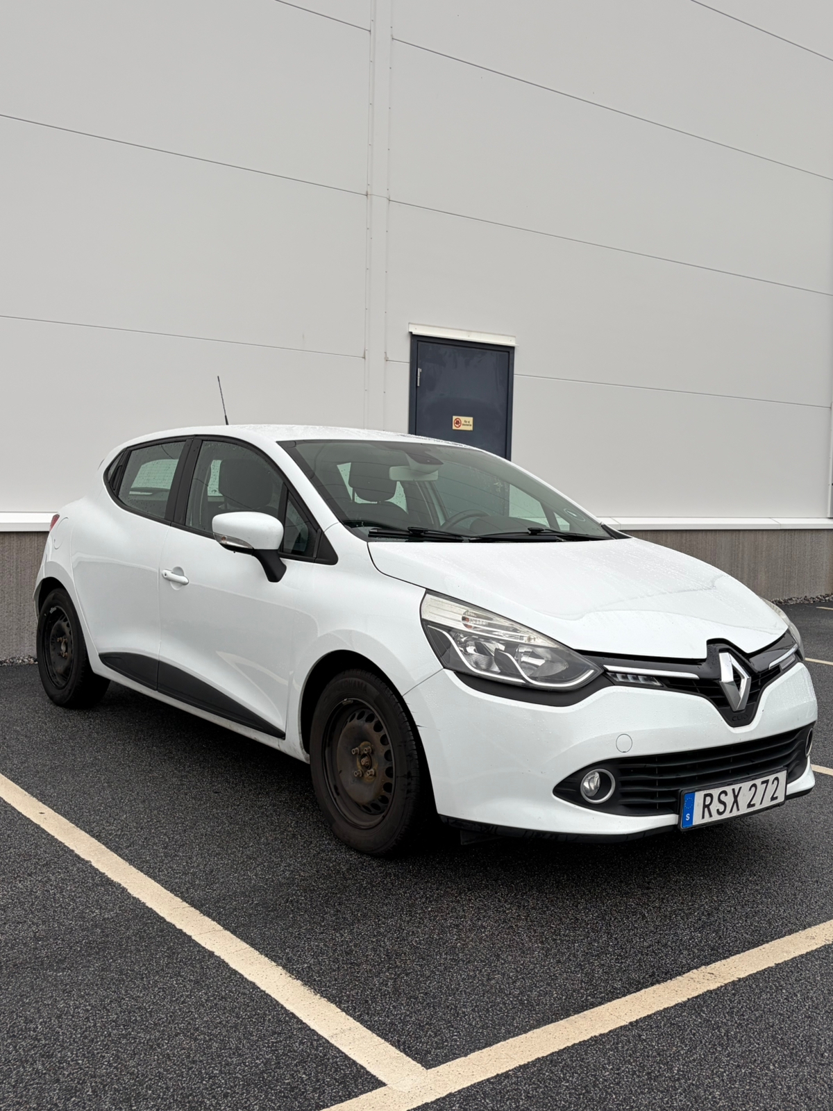 Renault Clio 1.2 16V 75 2016, kuva 2/10