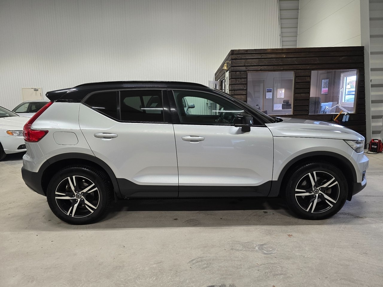 Volvo XC40 D3 R Design 2019, kuva 5/10