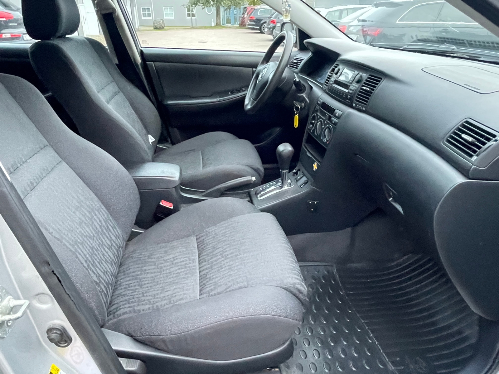 Toyota Corolla 1.6 2003, bild 5/7