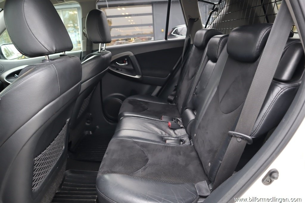 Toyota RAV4 2.0 2010, bild 6/10