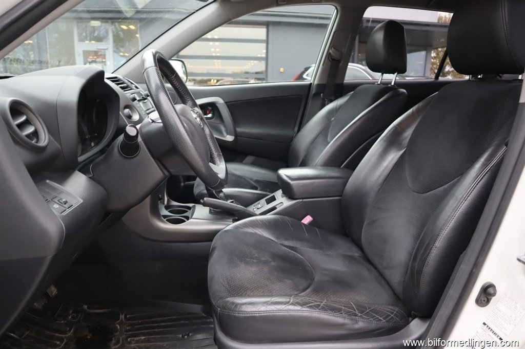 Toyota RAV4 2.0 2010, bild 4/10