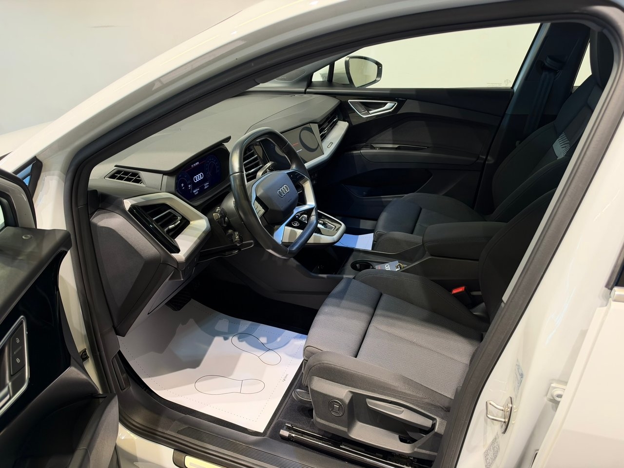 Audi Q4 e-tron 45 2023, bild 5/10
