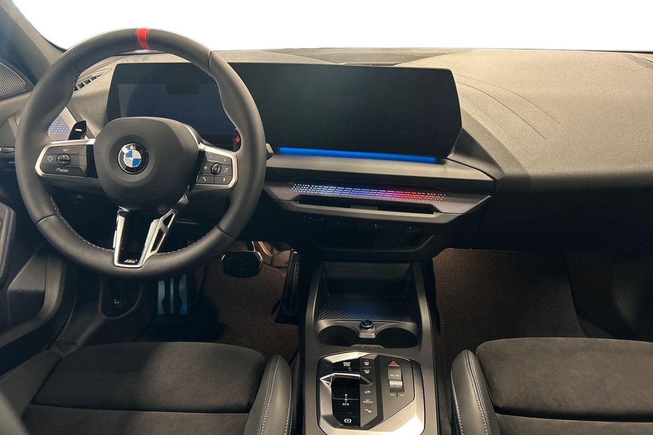 BMW M135 2027, kuva 7/10