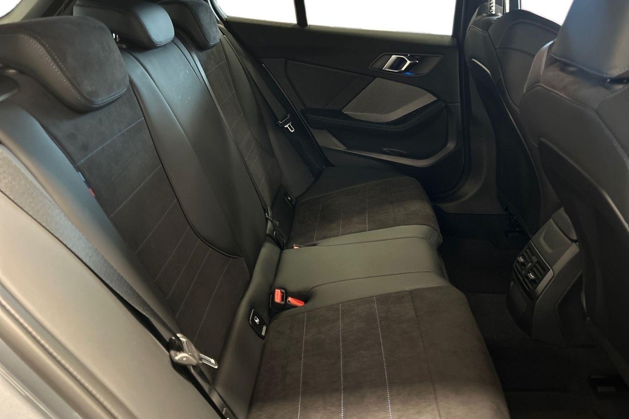BMW M135 2027, kuva 6/10
