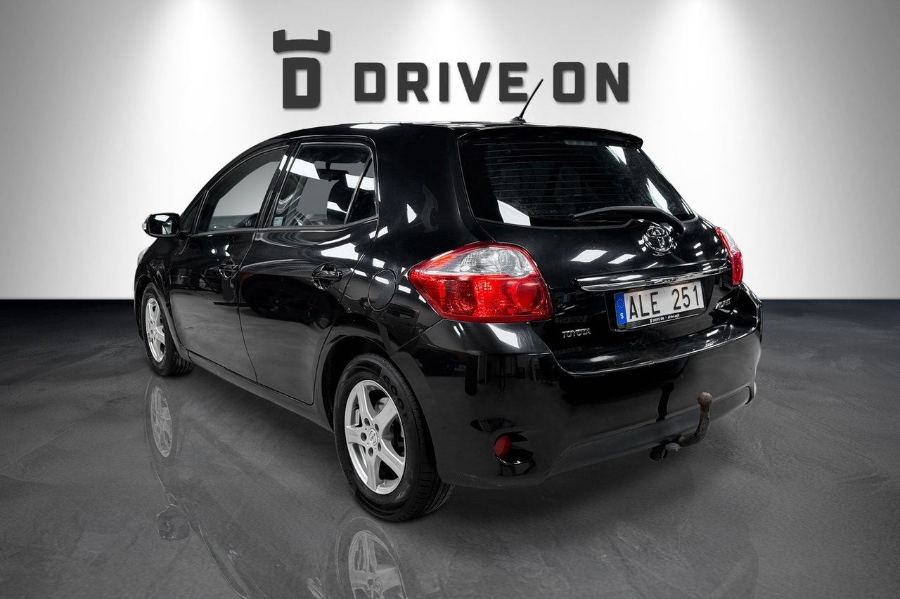 Toyota Auris 1.4 D-4D 2012, bild 3/10