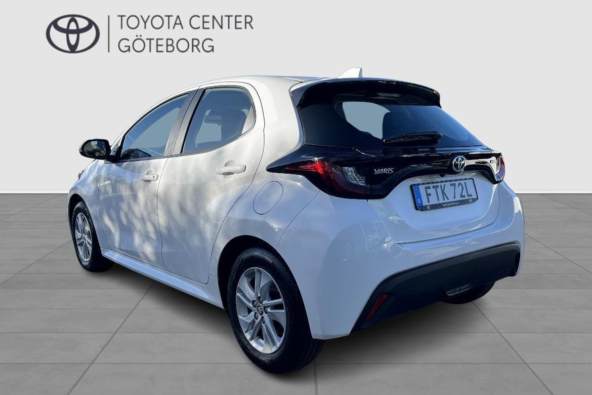Toyota Yaris 1.5 Hybrid 116 Active 2023, bild 5/10
