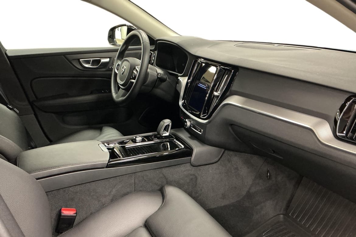 Volvo V60 T6 Plus Dark Nordic 2025, bild 7/10