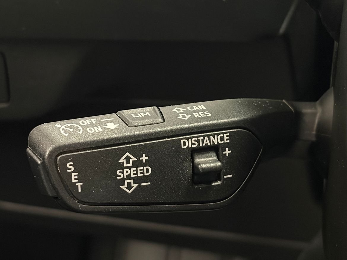Audi Q4 e-tron 45 Advanced Proline 2023, photo 9/10