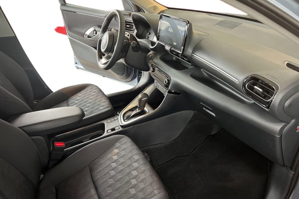 Toyota Yaris 1.5 Hybrid 116 2026, bild 7/21