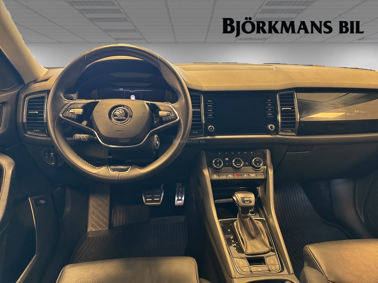 Skoda Kodiaq 2.0 TDI SCR L&K 2021, kuva 4/24