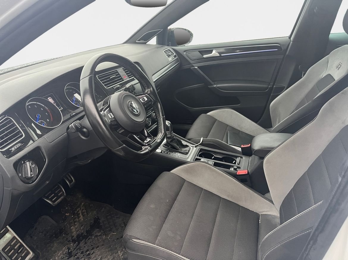 Volkswagen Golf R 2017, kuva 9/9