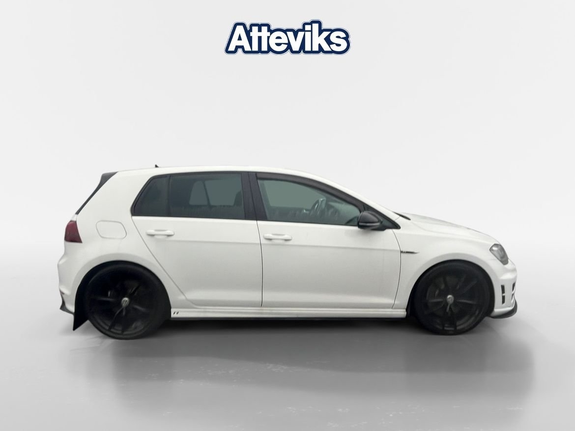 Volkswagen Golf R 2017, bild 2/9