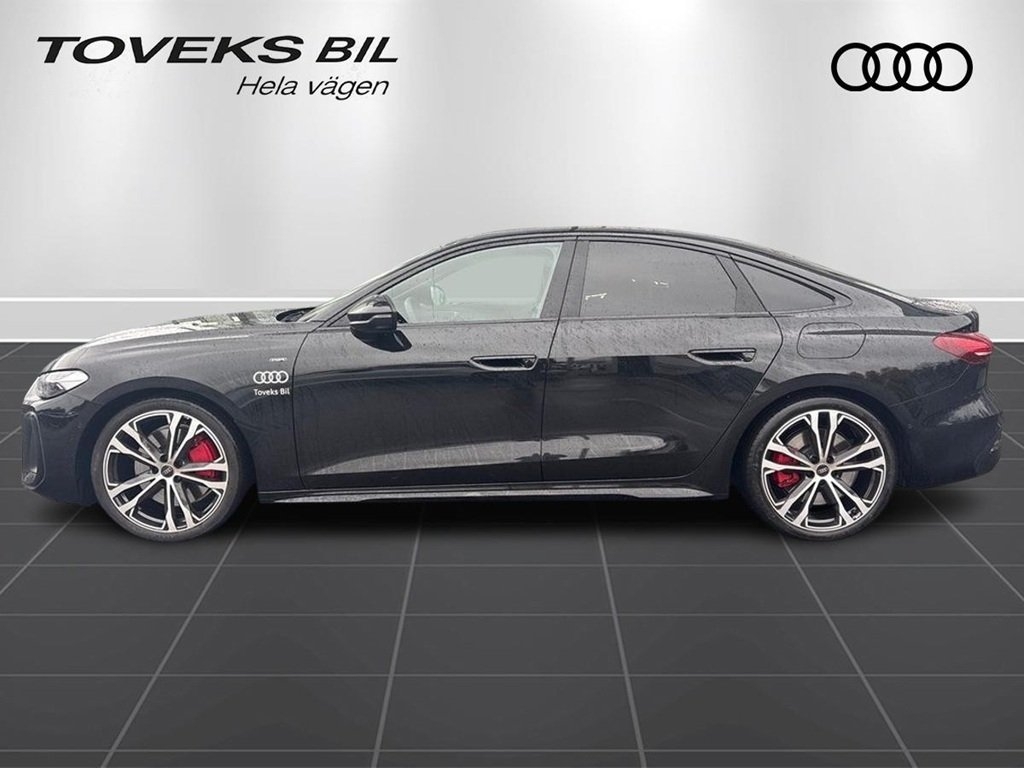 Audi A5 2.0 TFSI e-hybrid S line 2025, bild 4/10