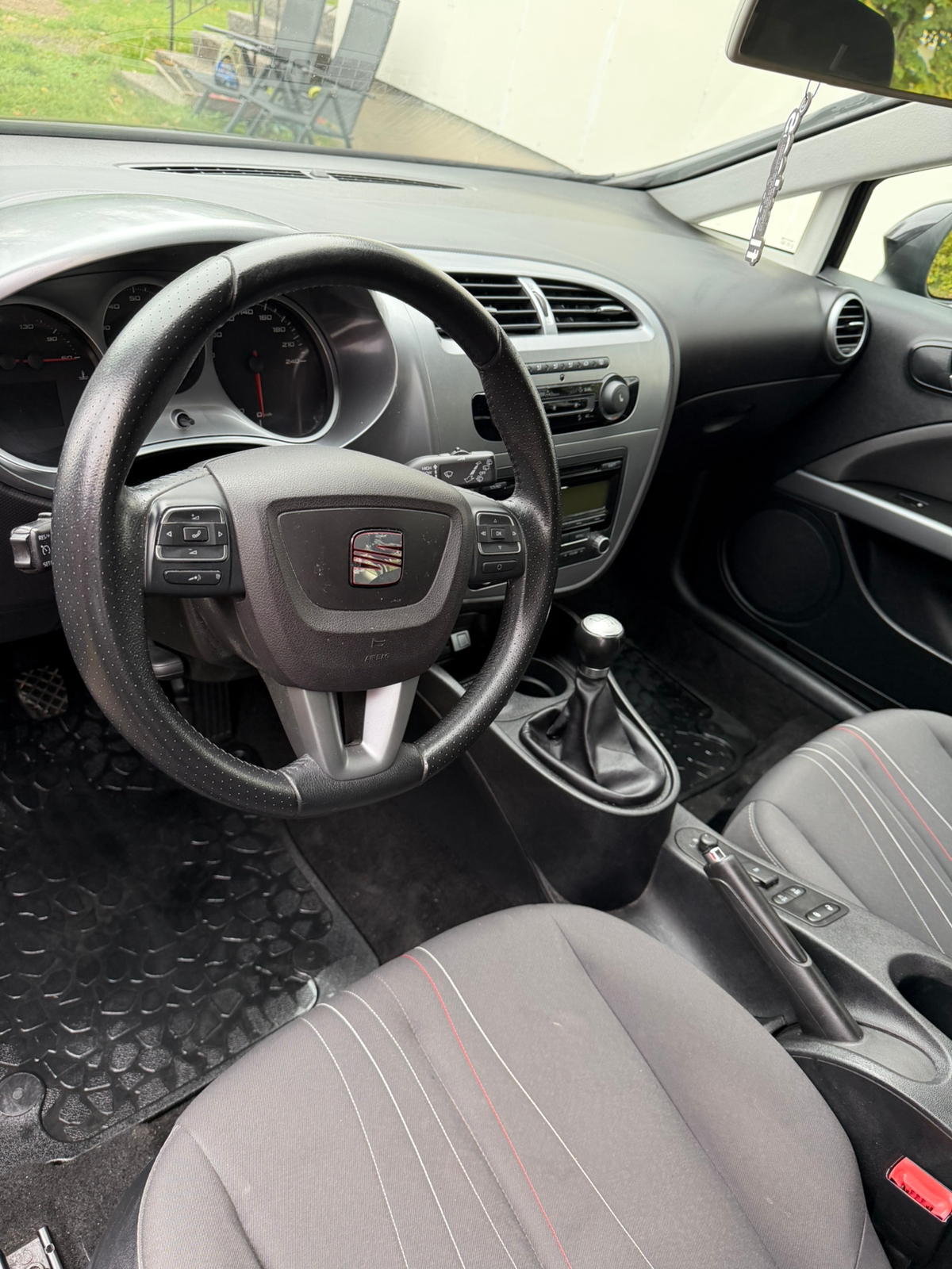 Seat Leon 1.2 TSI 2012, bild 6/10
