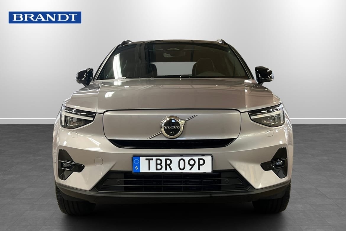 Volvo EX40 Extended Range Ultra 2026, photo 9/10