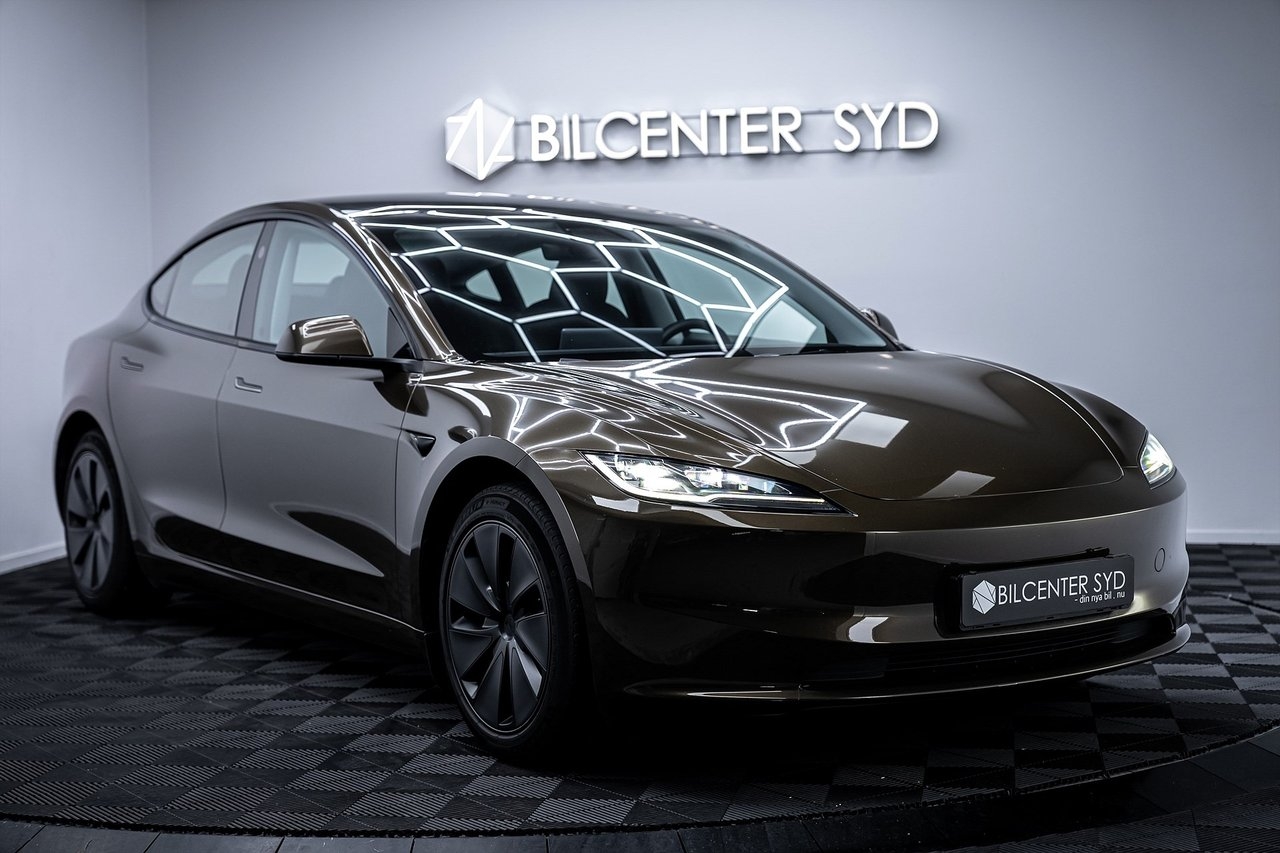 Tesla Model 3 2024, photo 6/10