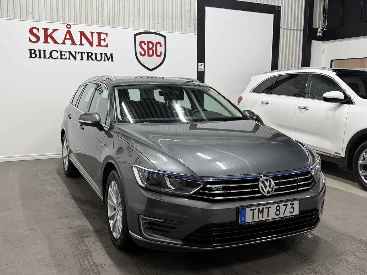 Volkswagen Passat GTE 2017, kuva 3/10
