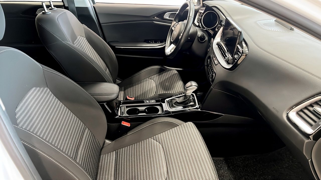 Kia Ceed 1.6 GDI Action 2024, bild 3/10