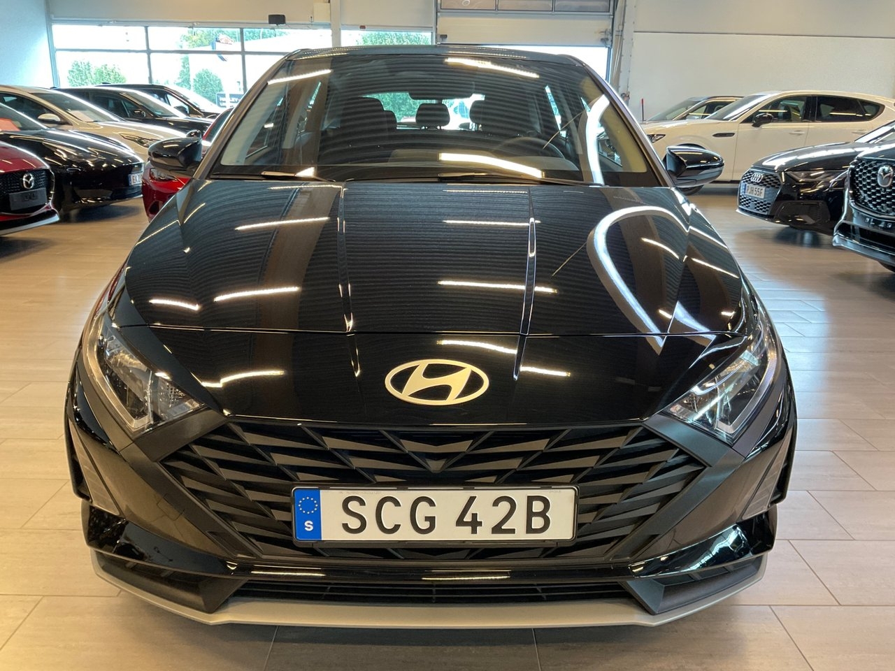 Hyundai i20 Essential 2025, bild 2/10