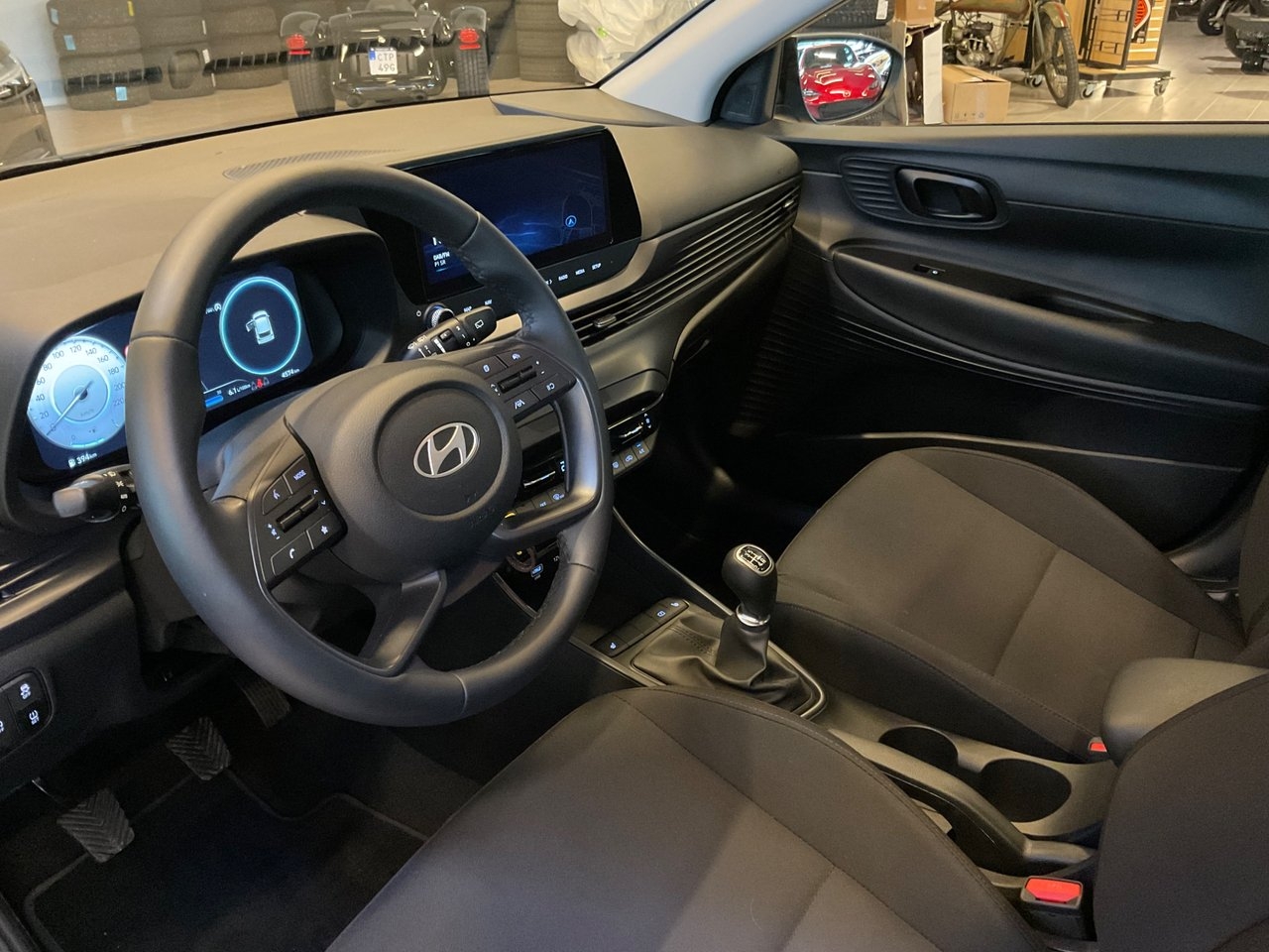 Hyundai i20 Essential 2025, bild 7/10