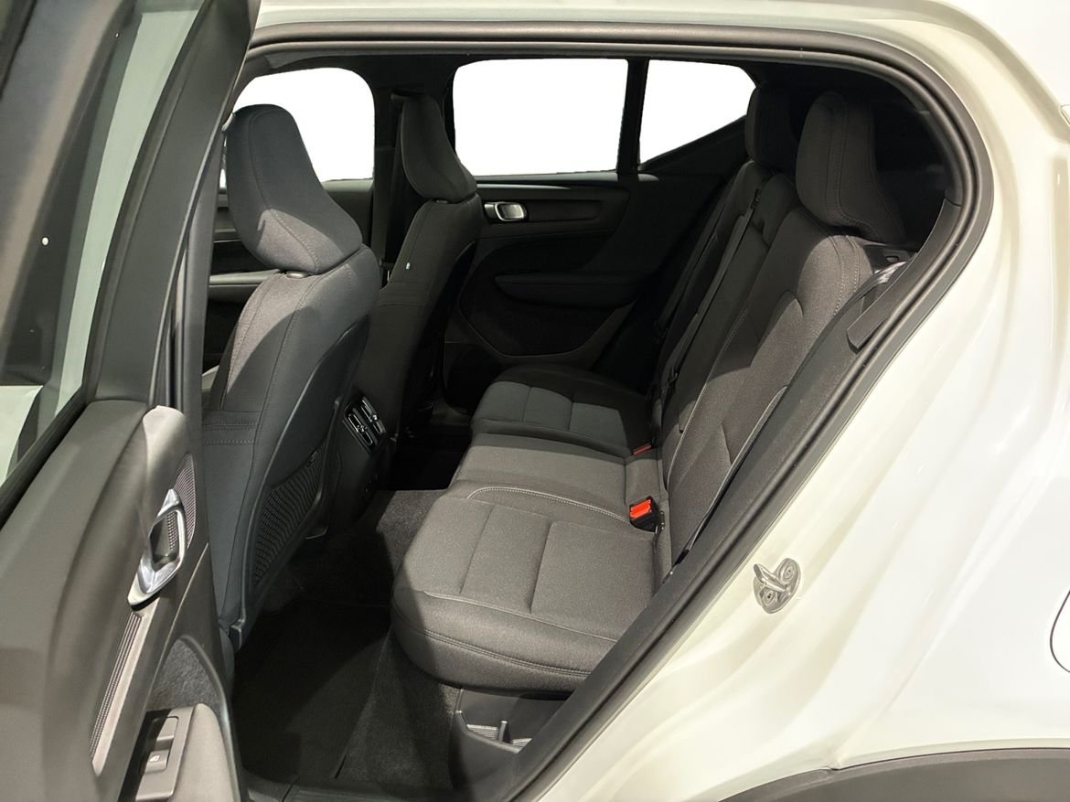 Volvo EX40 Extended Range Core 2025, kuva 7/10