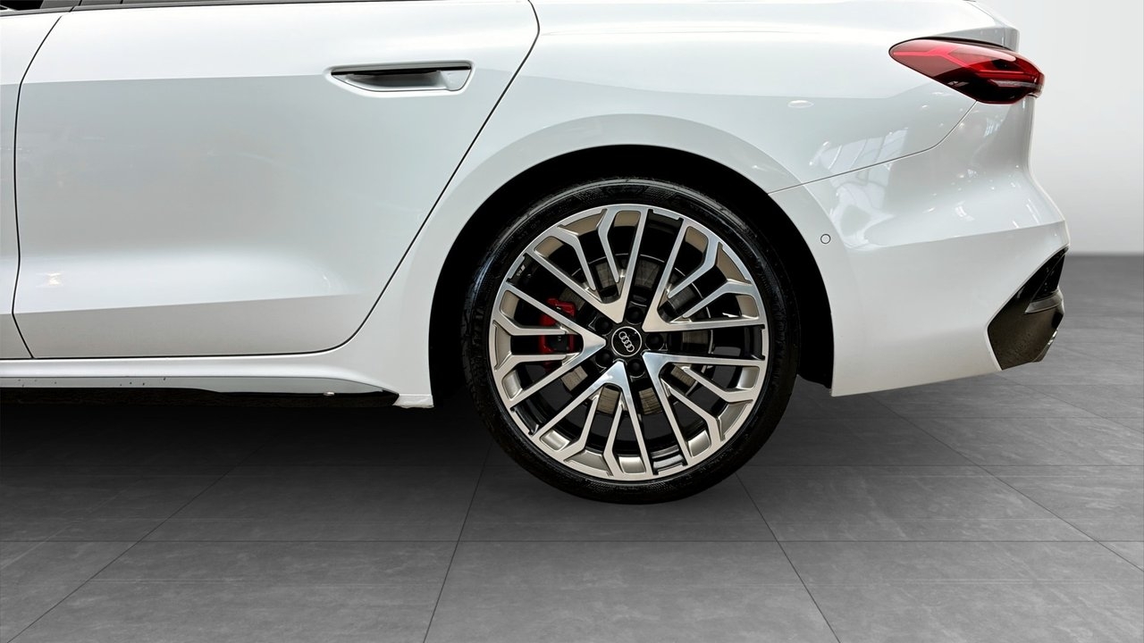 Audi A5 2.0 TDI MHEV S line 2025, bild 6/10