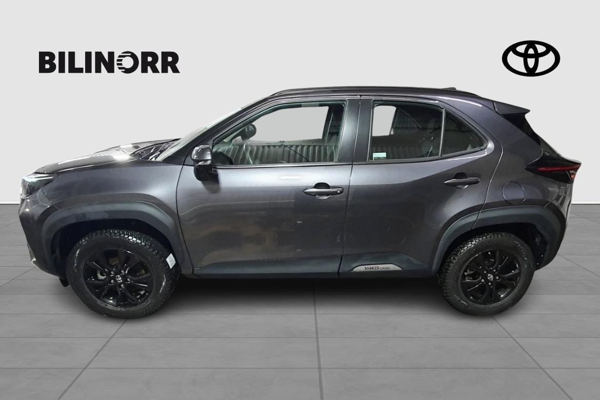 Toyota Yaris Cross 1.5 Hybrid 116 Active 2025, bild 2/10