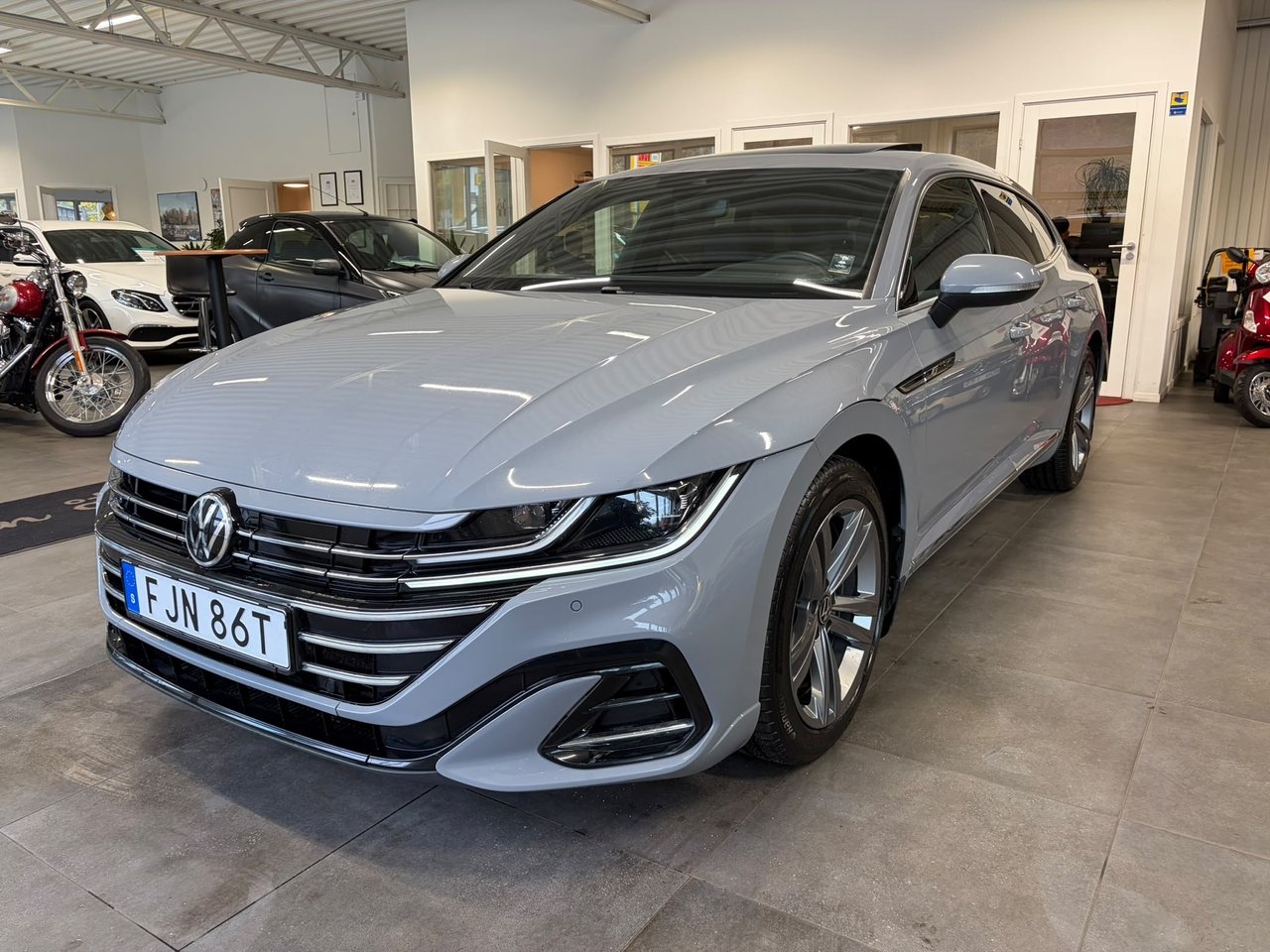 Volkswagen Arteon 1.4 eHybrid R-Line 2022, bild 3/10