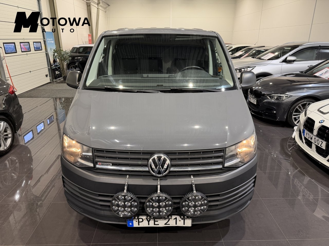 Volkswagen Transporter 2.0 TDI SCR 2016, bild 4/10